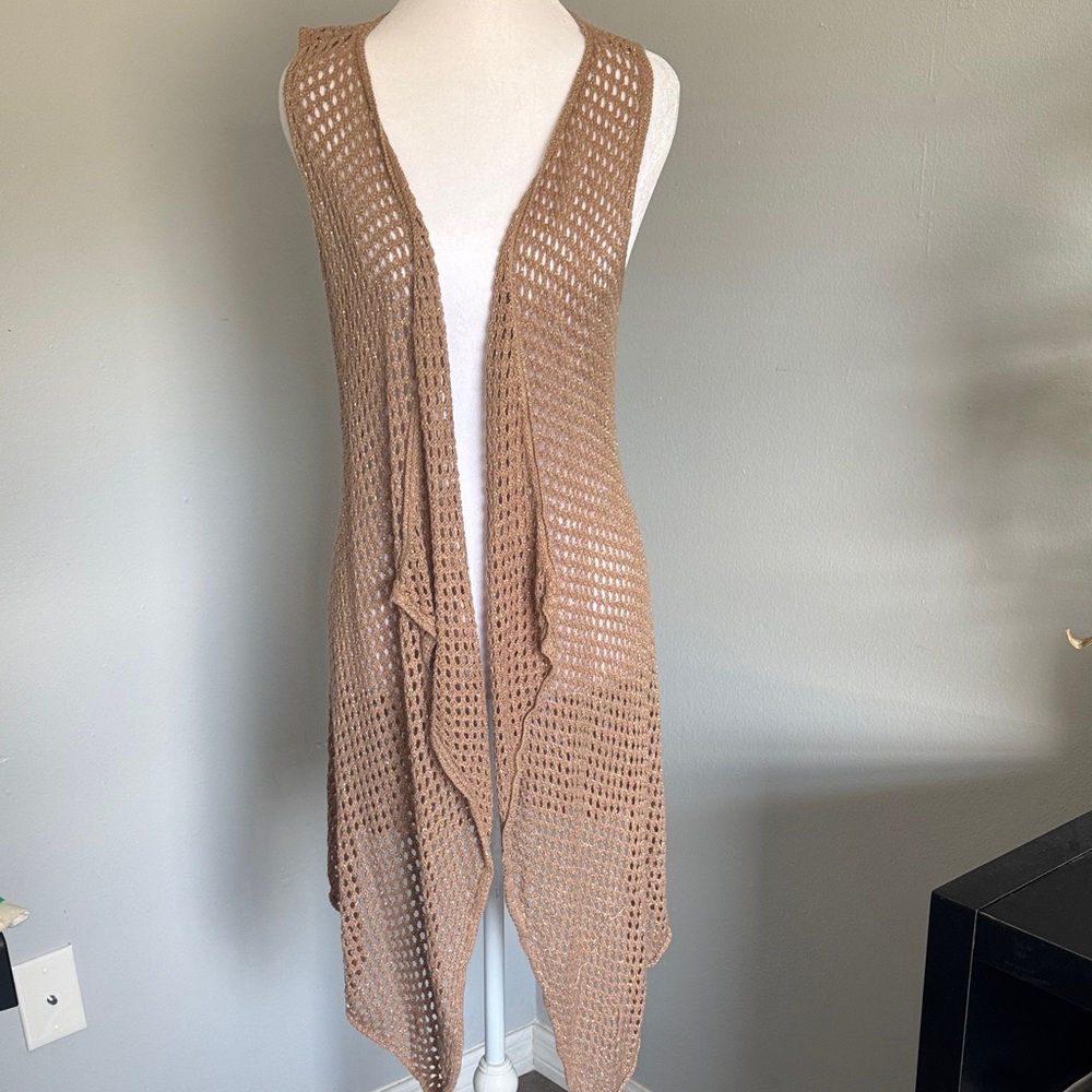 Black Label by Chicos 1 Tan/gold Open Knit sleeveless cardigan bohemian